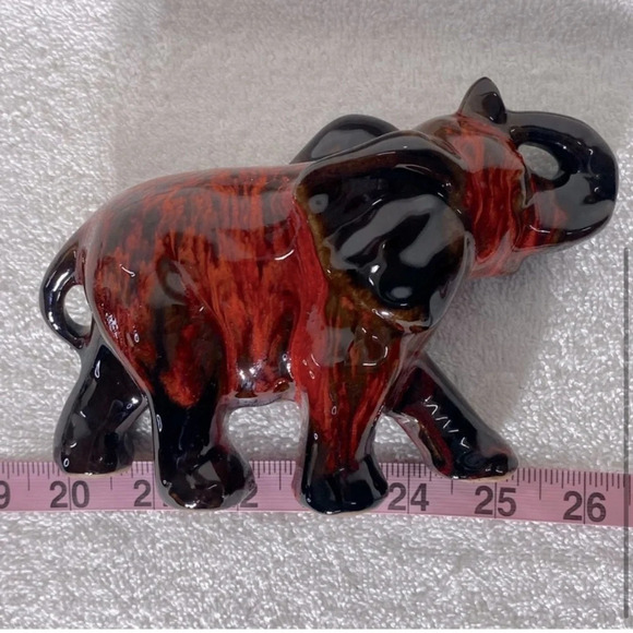 Vintage Canuck Pottery Orange Brown  Glaze Ceramic Elephant Figurine - Picture 10 of 10